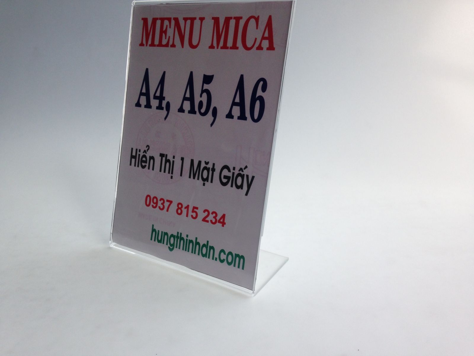 Kệ menu mica A5 một mặt